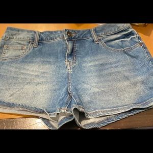 6/$20. JUSTICE JEAN SHORT NWOT.